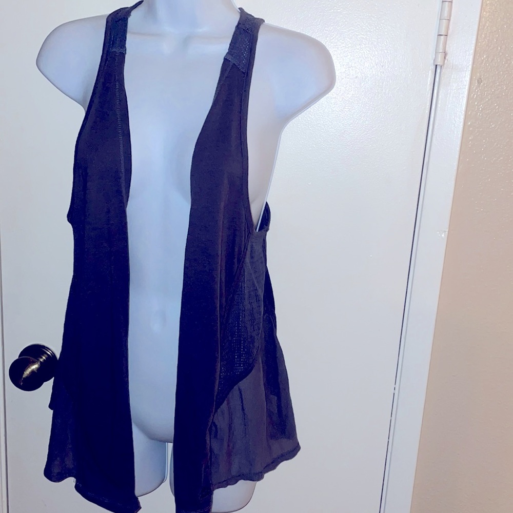 Billabong grey vest open knit size M suffer